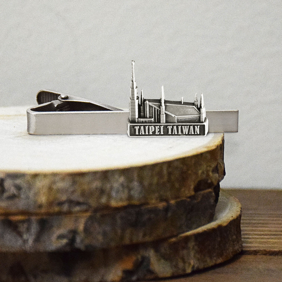 Taipei Taiwan Temple Tie Bar