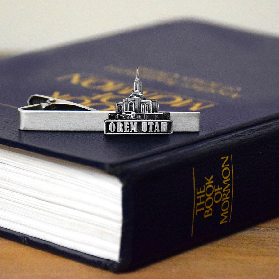 Red Cliffs Utah Temple 3/4" Antique Silver Clip