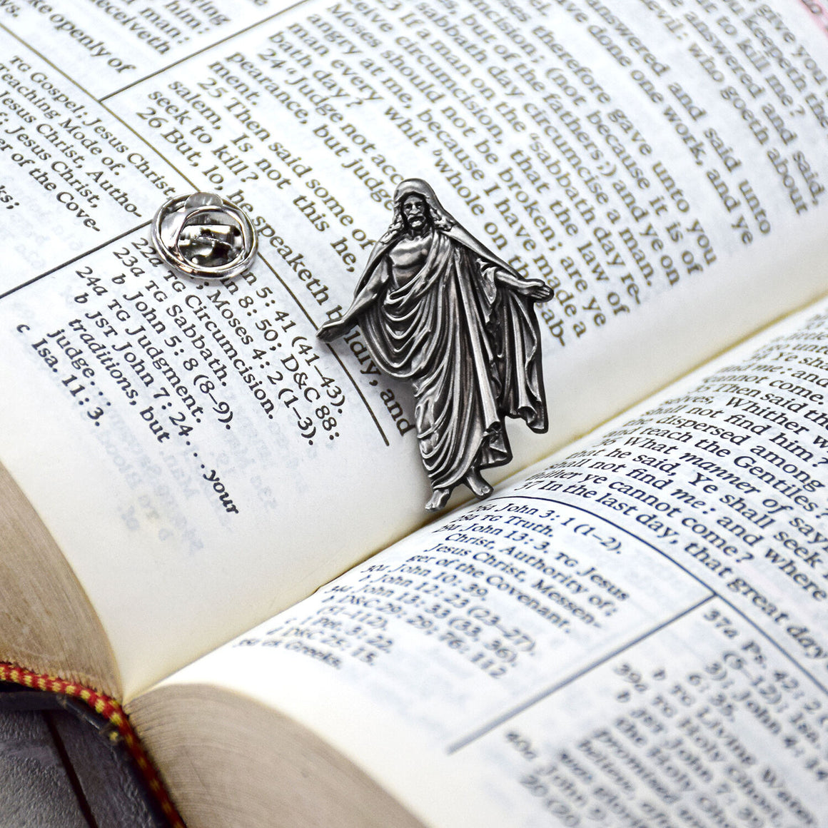 Antique Silver Christus Statue 3D Cast Pin Antique Silver 1.25"