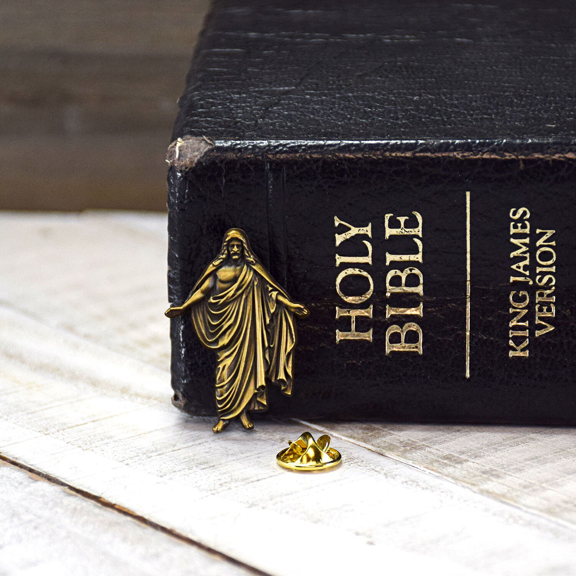 Antique Gold Christus Statue 3D Cast Pin Antique Gold 1.25"