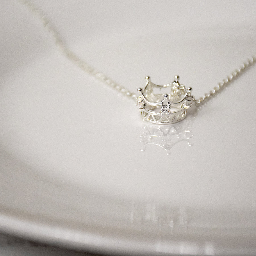 Crown Necklace - Daughter of a King